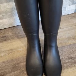 Hunter Boots Matte Black Size 8