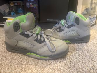 Air Jordan 5 Retro "Green Bean" (GS) - Size 5Y