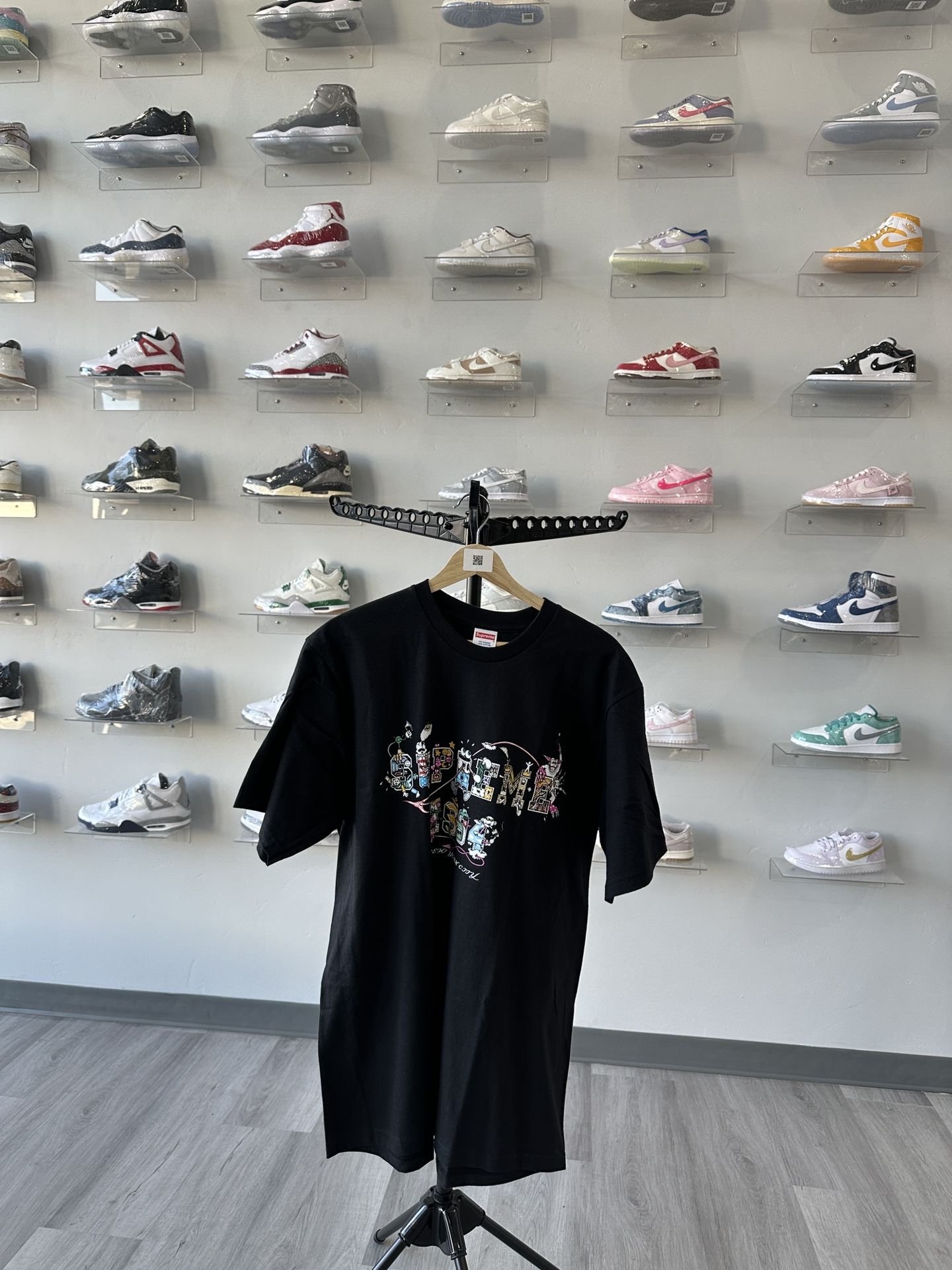 Brand New Supreme Varsity Tee Black Size L