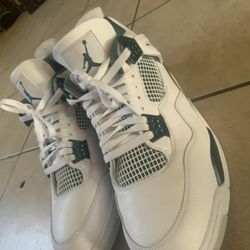 Sz 13 Jordan Oxidized Green 4’s (NO BOX ) 