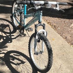 Huffy Bike 20" Wheels - 7 Speed ​​