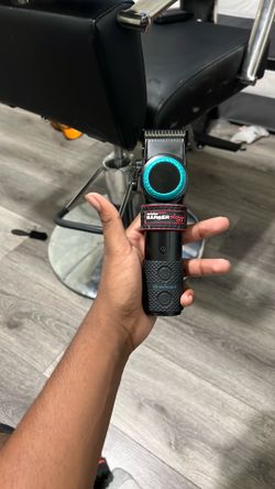 Trimmers and clippers