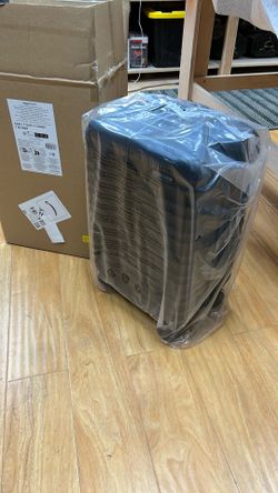 21” Amazon Basics Hard side Carry On Luggage 