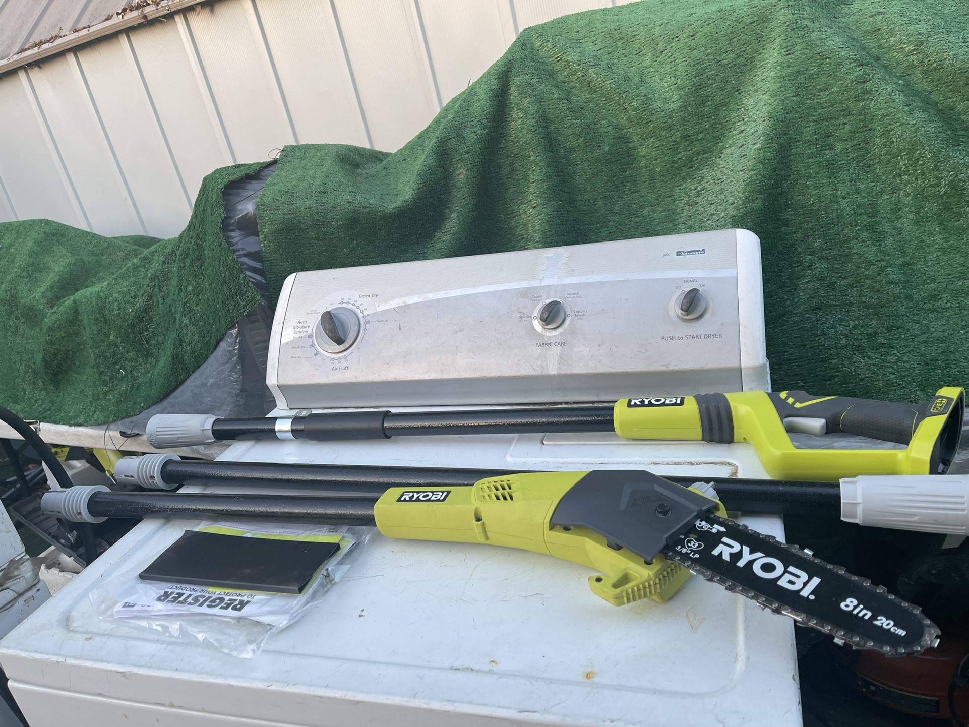 RYOBI ONE+ 18V 8 in. Cordless Battery Pole Saw (Tool Only) Home & Garden