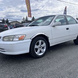 2000 Toyota Camry