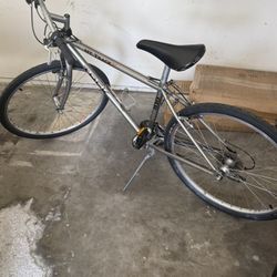 Trek Bike Mt Track 830