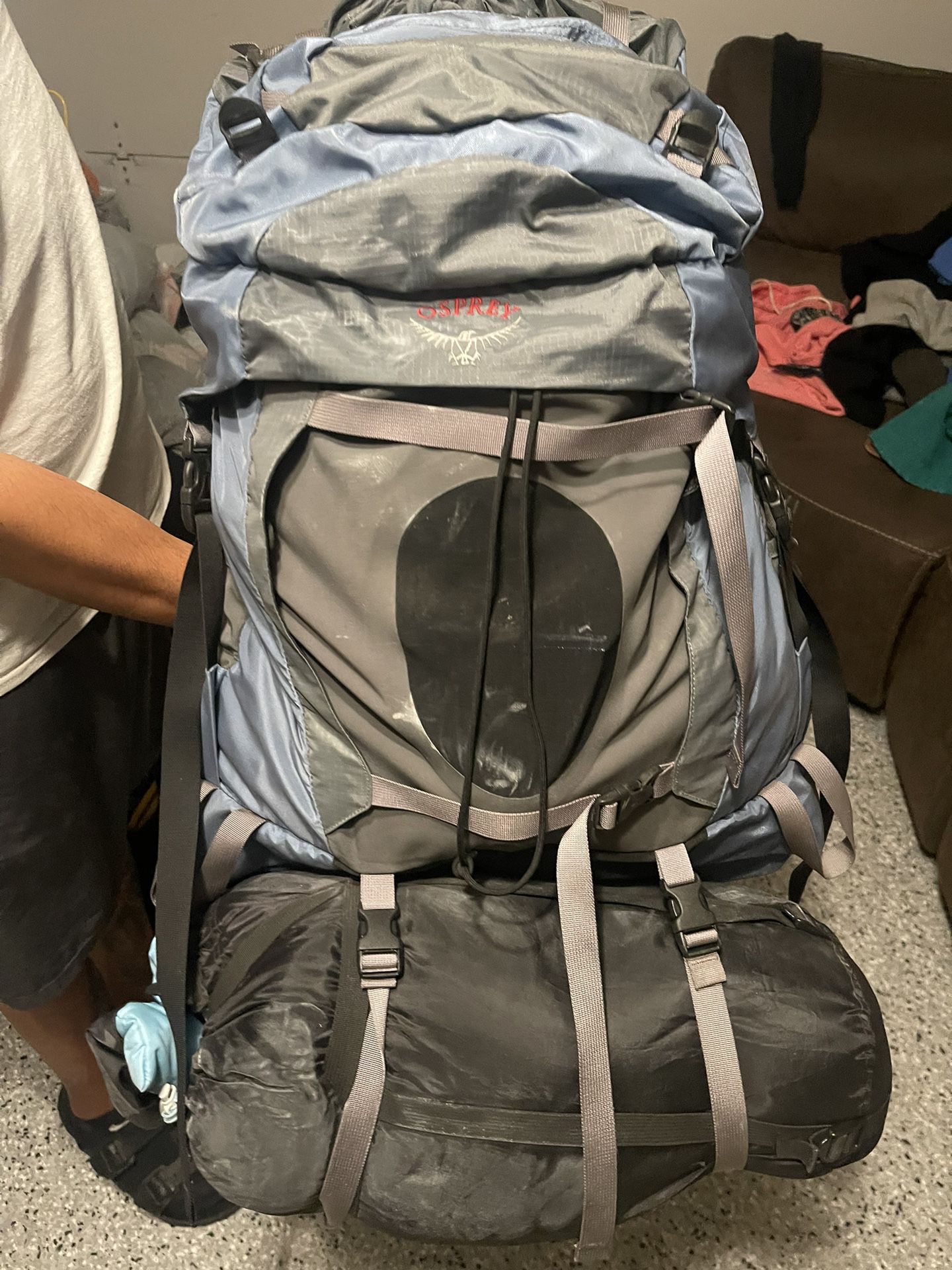 Backpacking Women’s Osprey Ariel 75, Sleeping Bag, Sleeping Pad And Ultralight 1 Man Tent.