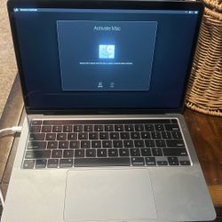 2022  13 In MacBook Pro