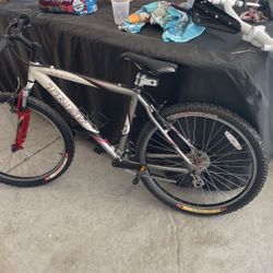Trek Alpha 4300 26” 2.35 Intense Tires