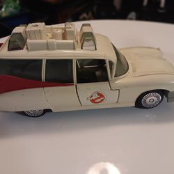 Vintage Ghostbusters Echo-1 Ambulance 