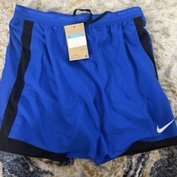 Nike Stride Men's Dri-Fit 5" Hybrid Running Shorts DM4757-480 Size M