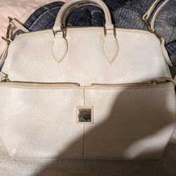 Dooney & Bourke Summer White Leather Handbag 