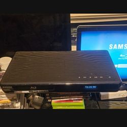 SAMSUNG BD-P3600 Blu-Ray DVD Player HDMI 7.1 CH  No Remote 

