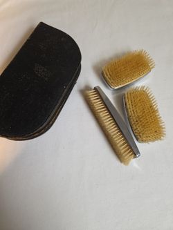 Vintage Mens Travel Grooming Kit Vanity Case Set in Leather Black Zipper Case