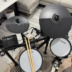 Donner DED200MAX Electronic drum set 
