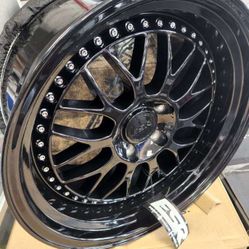 ESR SR01 18x9.5 Black