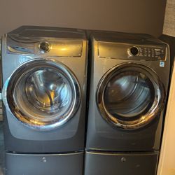 Electrolux Washer & Gas Dryer Set