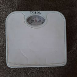 White Bathroom Scale 