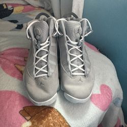 Jordan 6 Rings In Light Grey. 