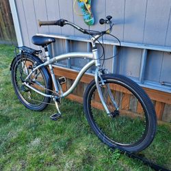Genesis Gx7 ~ Huge Cruising Bycicle 