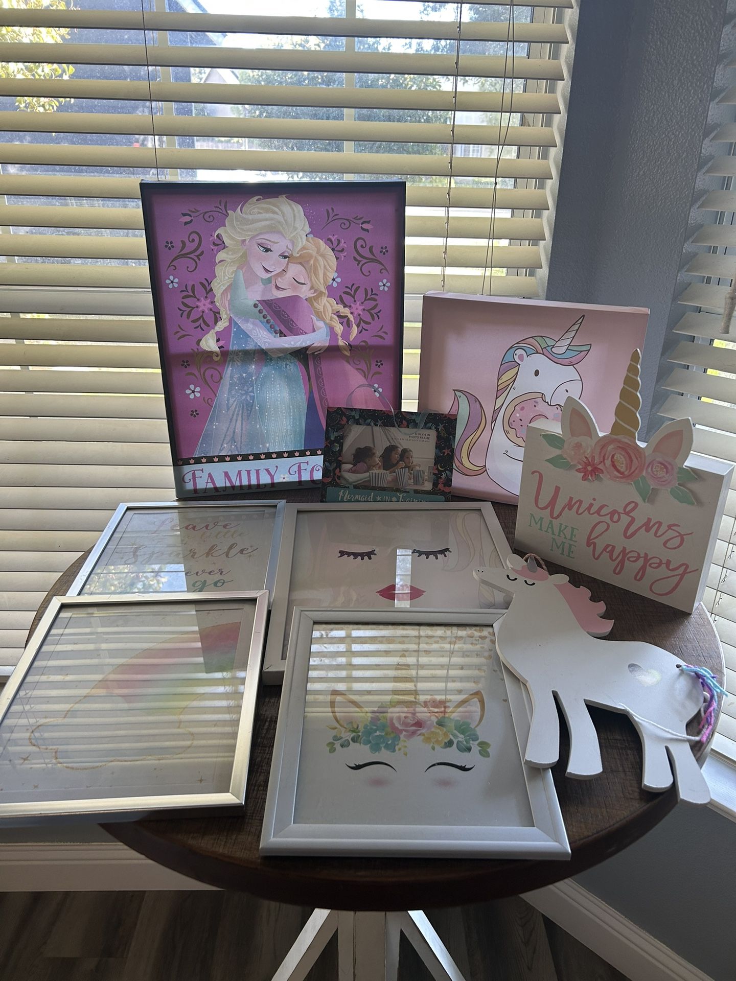 Unicorn/ Frozen Decor