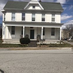 3 Bed Apartment In Taneytown $1500 Monthly Plus Security Deposit No Pets References Required 