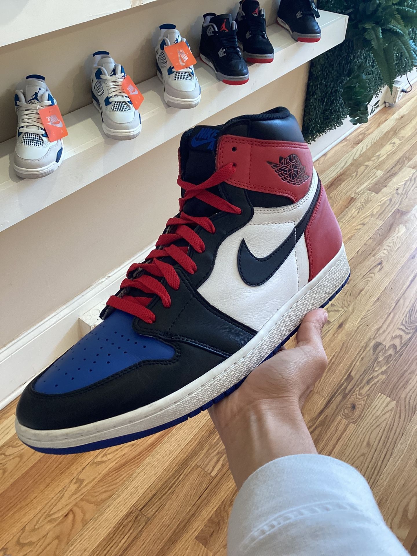 Jordan 1 Top 3 Sz 12