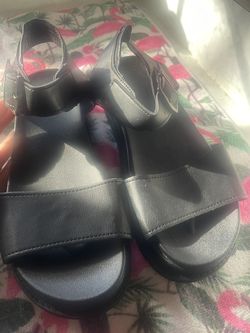 Shoe sandals