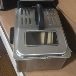 Cuisinart Deep Fryer 4qt