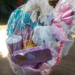 Stitch Y Hello Kitty Baskets