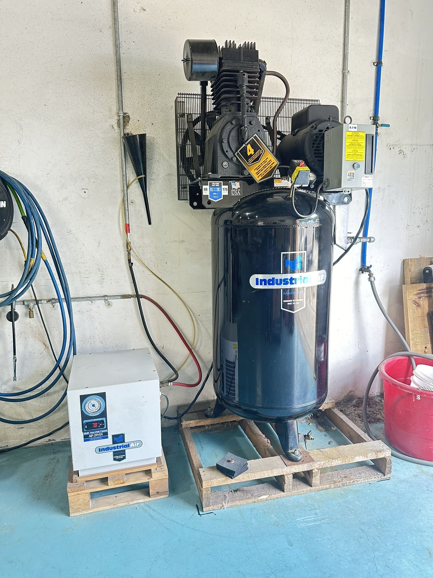 Industrial 80gal 5 Hp Compressor 