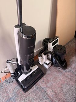 Tineco wet vacuum and mop combo and steam cleaner