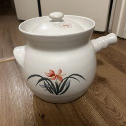 Kitchen Pot