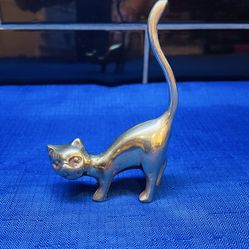Vintage solid brass cat ring holder