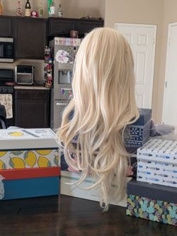 Long blonde wig