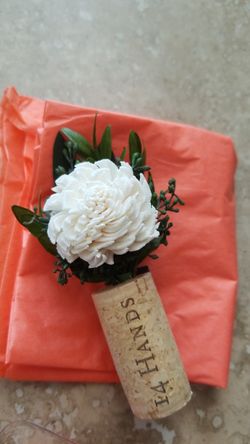 Magnetic custom boutonniere for groom(sman)