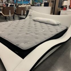 King Size Wavy Bed frame
