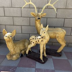 New Set Of Deers Made Out Of Cement Perfect Gift 