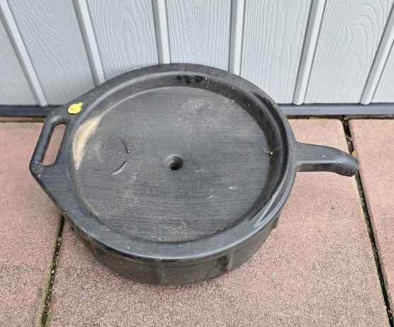 DOORMAN 15 QT OIL DRAIN PAN $20