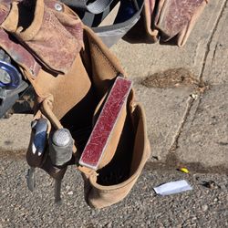 Pouches Para Construccion. Occidental De Piel