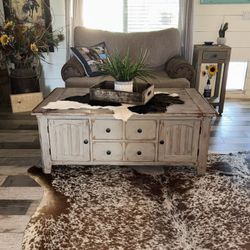 Nice Rustic Distressed Storage Coffee Table