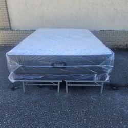 Brand New Queen Size Plush Beautyrest 14 Inches Extra Firms Mattress And Box Spring In Plastic 