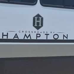 NEW 2025 CROSSROADS RV HAMPTON 395 BAM