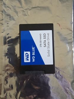 100% health 1TB WD Blue SSD hard drive