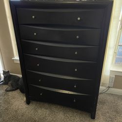6 Drawers Dresser