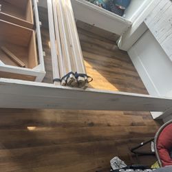 Rustic Bed Frame With Queen Mattress 