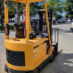 Hyster Electric Forklift