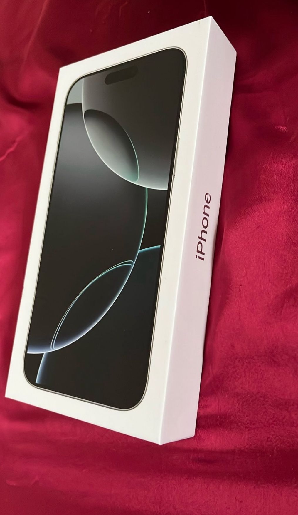 iPhone 16 Pro Max 1TB UNLOCK