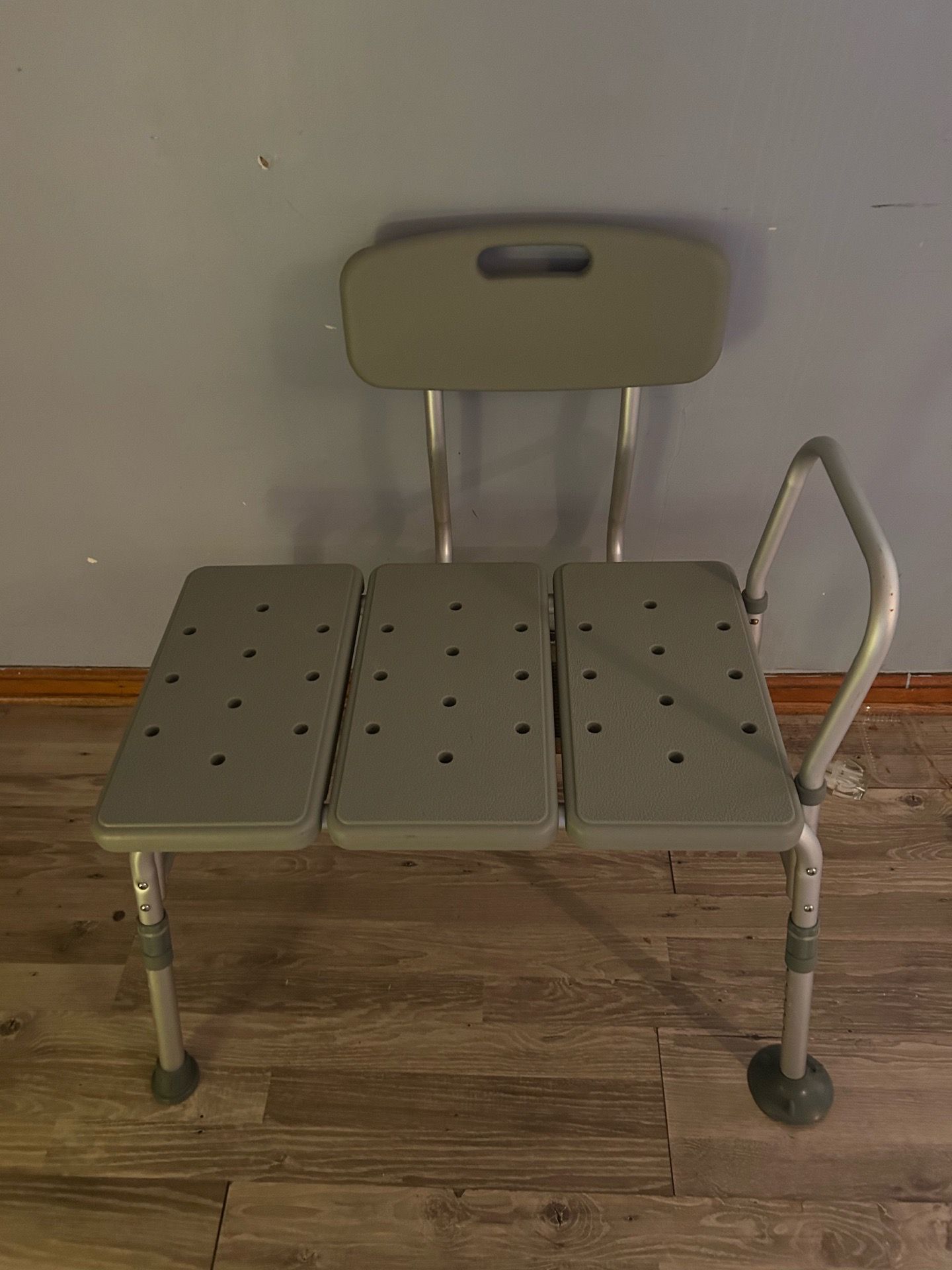 Shower transfer bench (brand new)