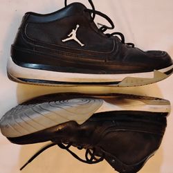 Black Air Jordans Size 13 440567-001
